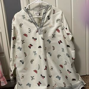 3/30 Coldw Creek 1X Beautifully Edged Tunic with Butterflies of every color